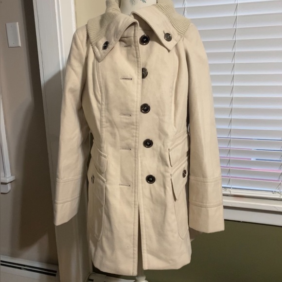 Jessica Simpson - Picture 2 of 4